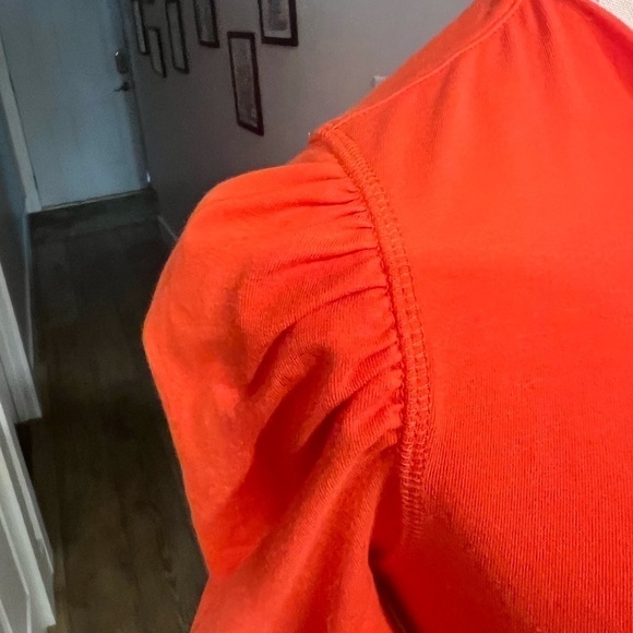 FREE PEOPLE deep orange puff short sleeves with plunging neckline top - Picture 3 of 10